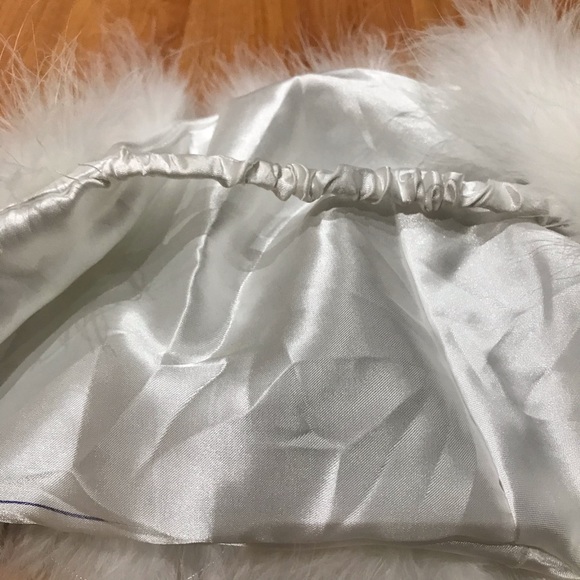 Girl’s Genuine Fur Wrap Shawl - Picture 3 of 7